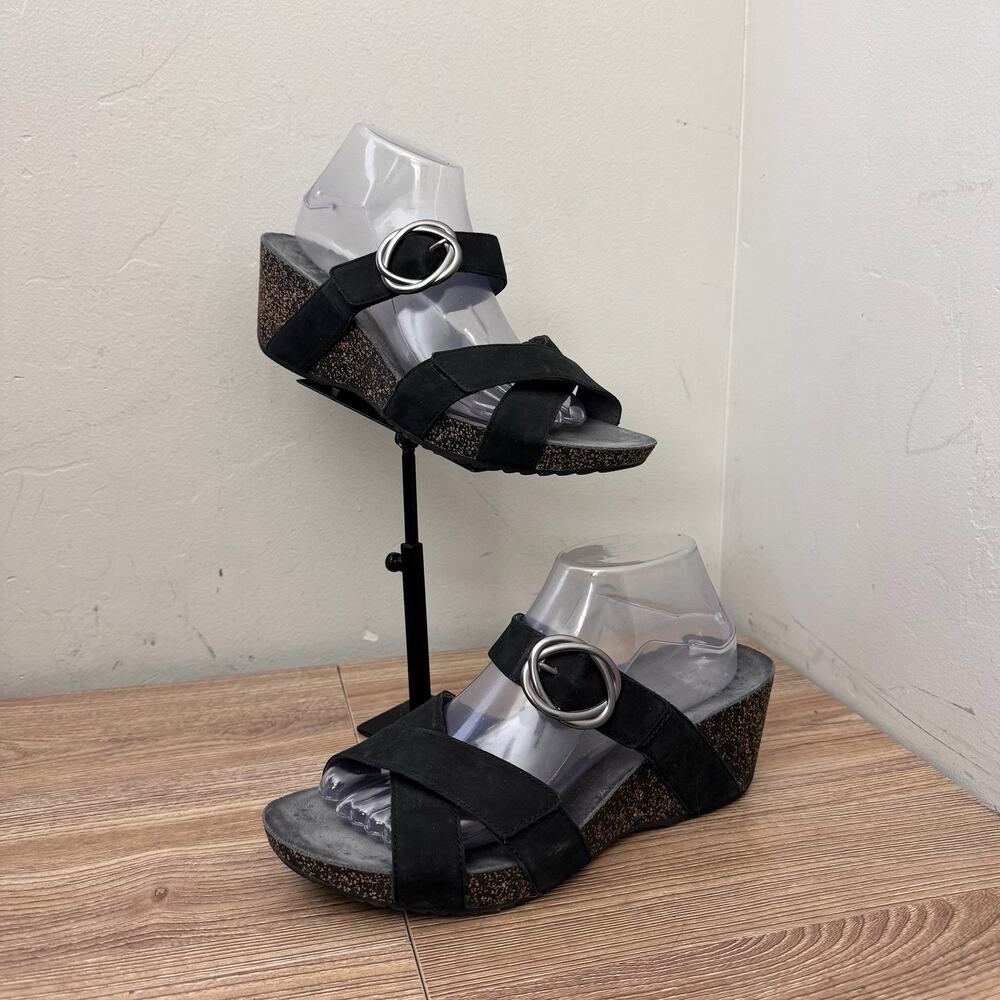 Dansko Susie Black Leather Strappy Wedge Sandals Women’s Size 10
